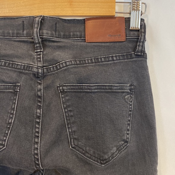 Madewell High Riser Skinny 10 inch High Rise ankle crop jeans in black size 27 - Picture 7 of 16